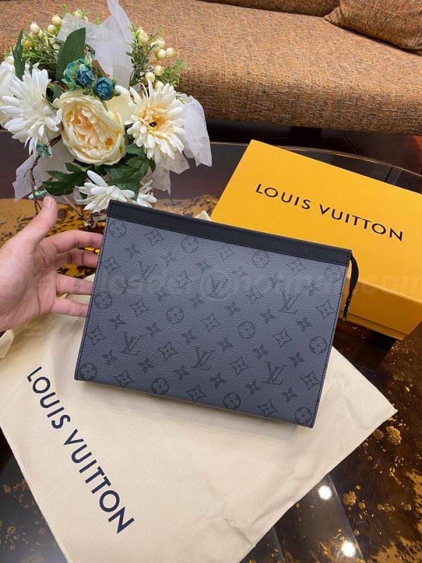 LV Wallets 32